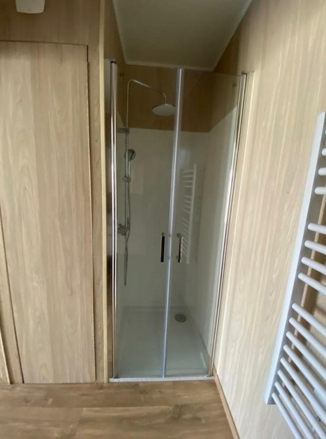 Duplex Atypique En Bois Entre Ville Et Verdures 拉沙佩勒-圣梅曼 外观 照片
